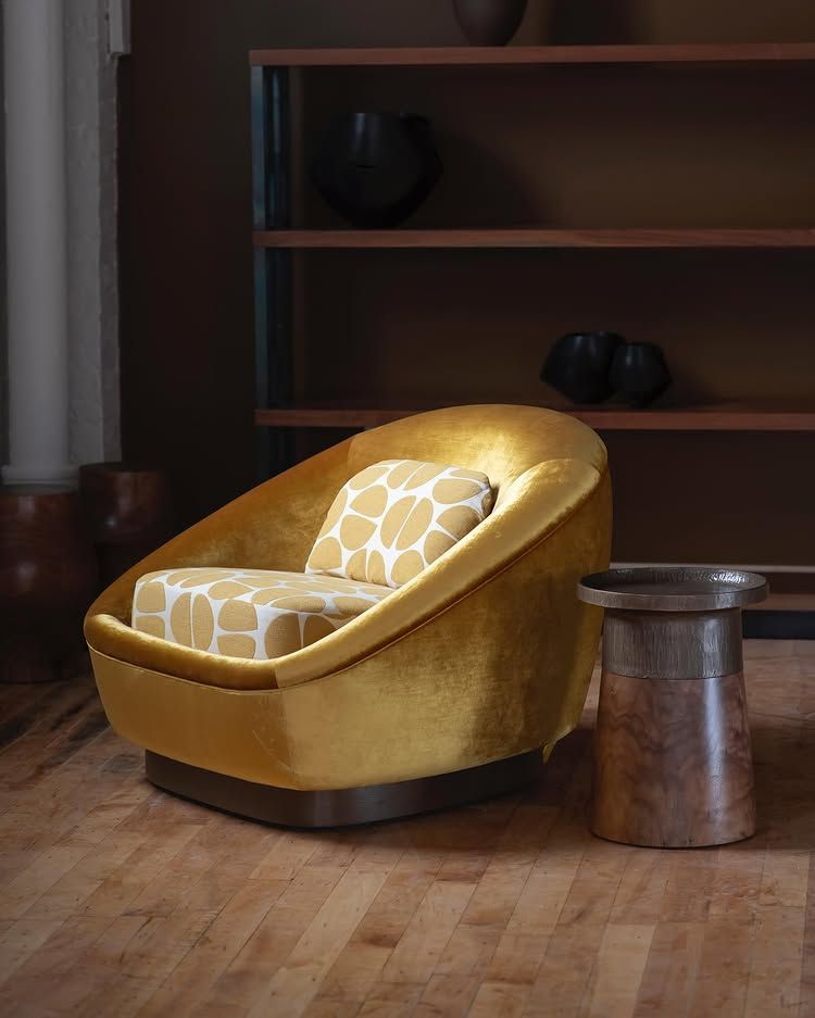 Comfort Chair Collection 32